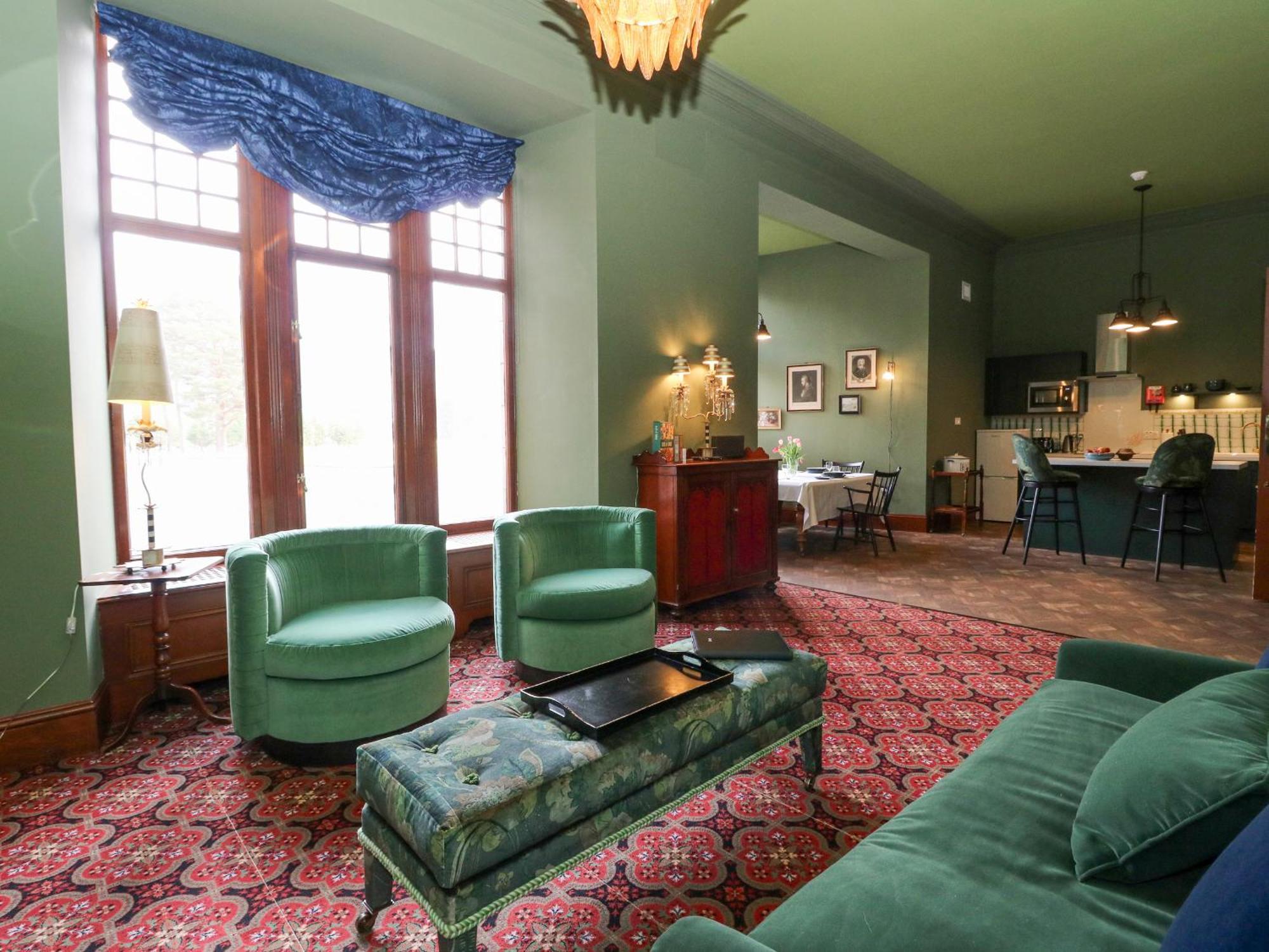 Derry - Mar Estate Ballater